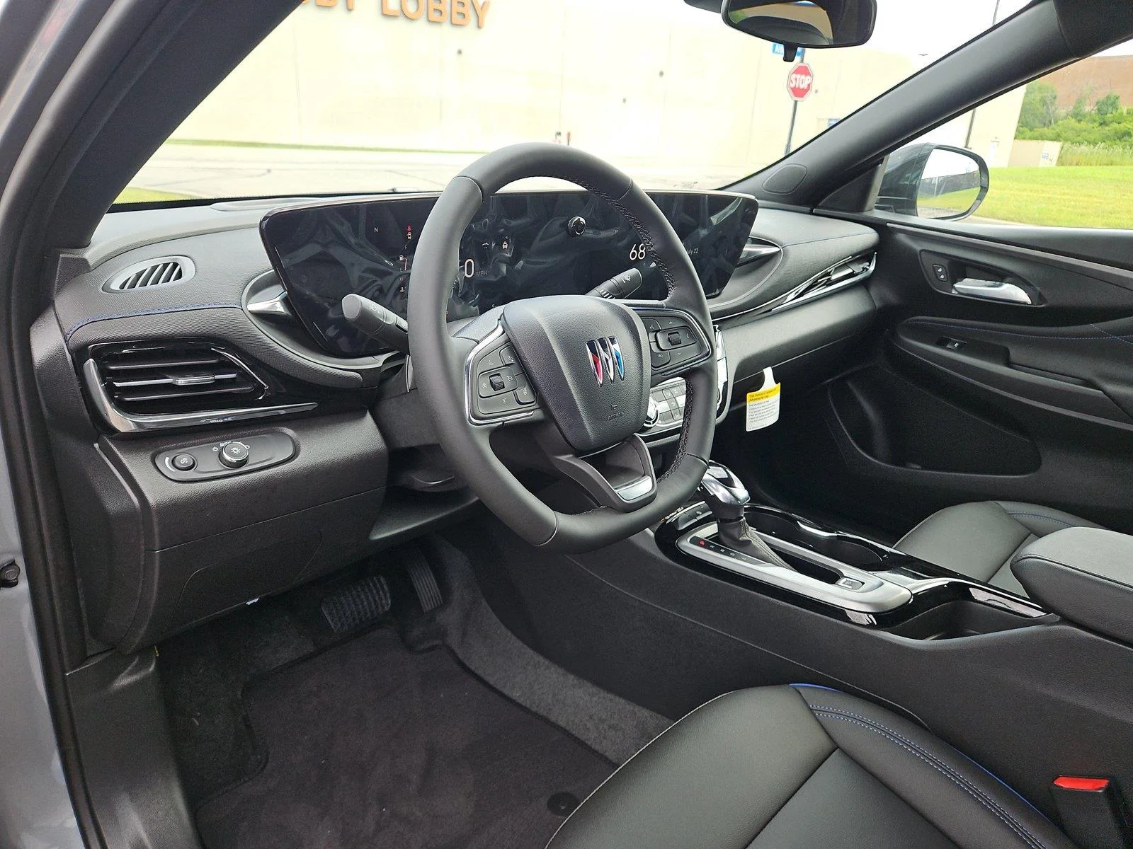2026 Buick Envista Sport Touring - Photo 18