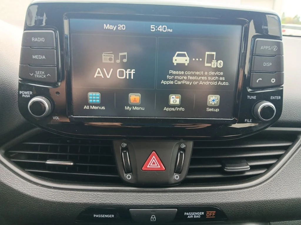 Used 2018 Electric Blue Metallic Hyundai Base image 20