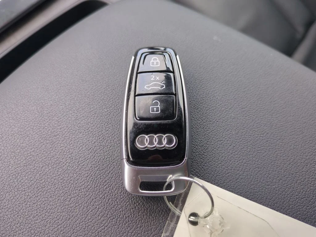 Used 2021 White Audi 55 Premium Plus image 30