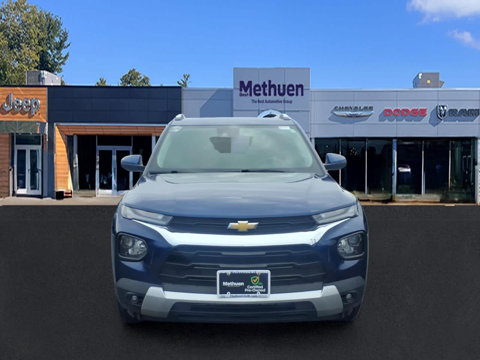 Used 2022 Blue Glow Metallic Chevrolet LT image 8
