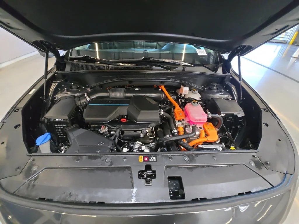 Used 2023 Gray Hyundai SEL Premium image 30