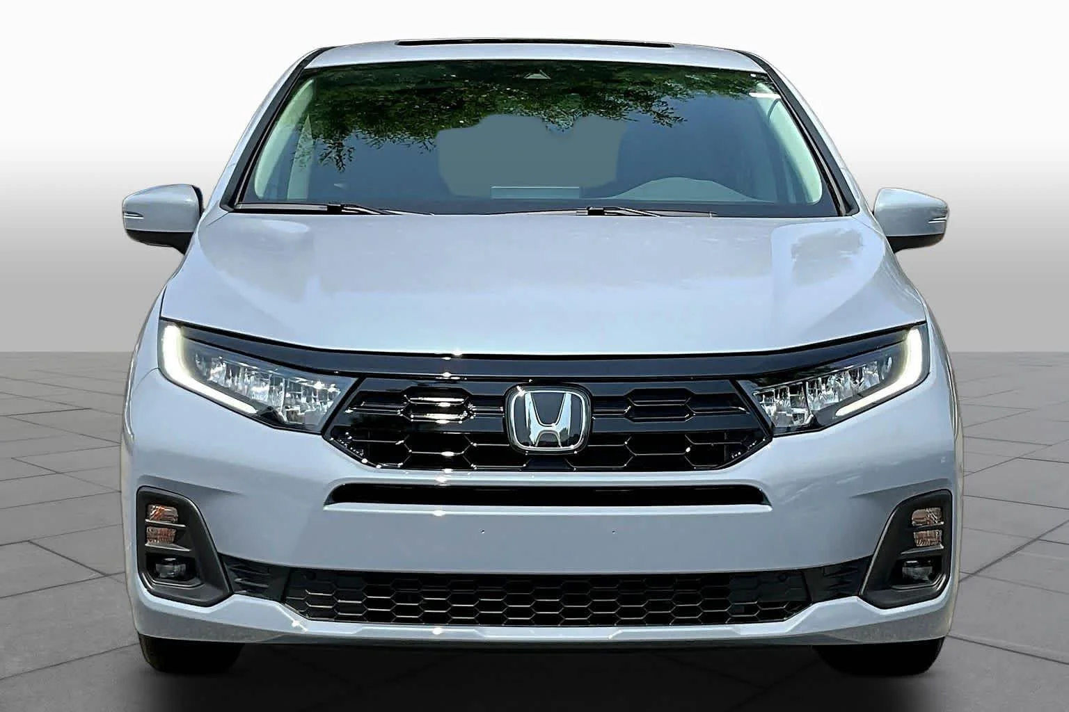 New 2026 Sonic Gray Pearl Honda Touring image 3