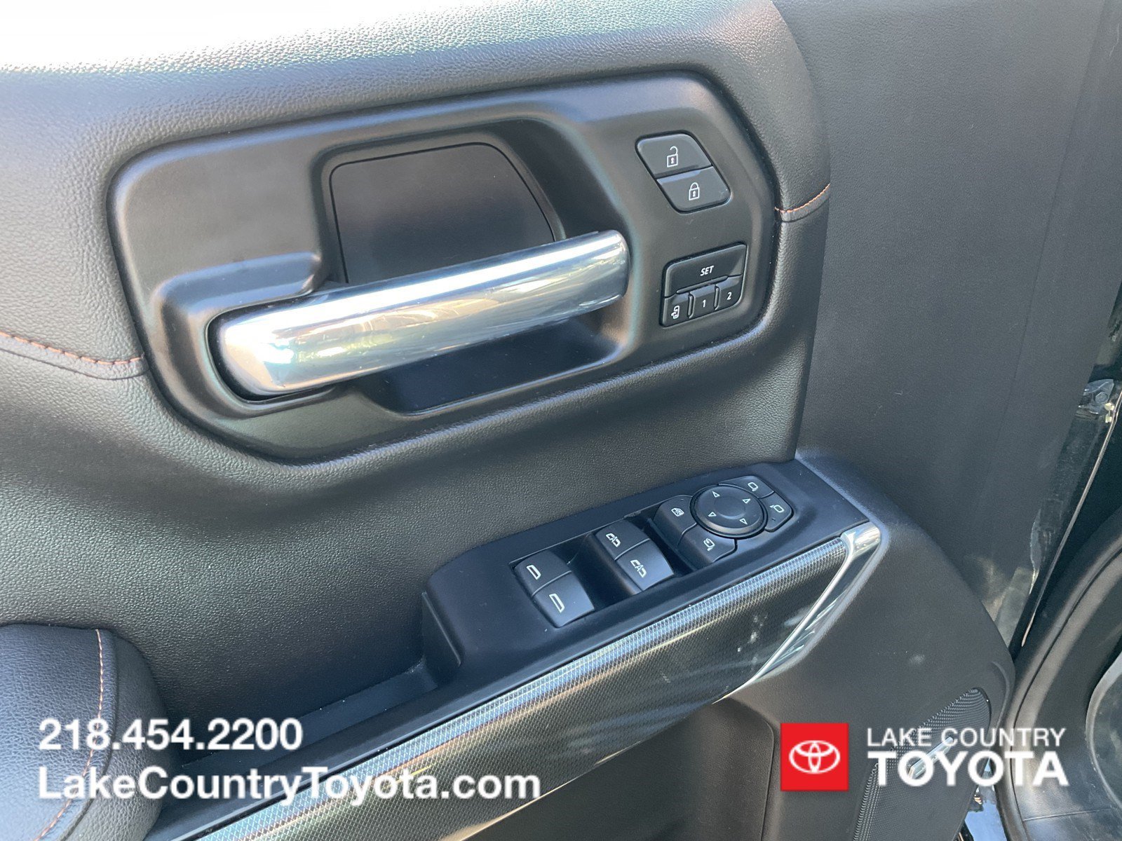 Used 2021 Onyx Black GMC AT4 image 23
