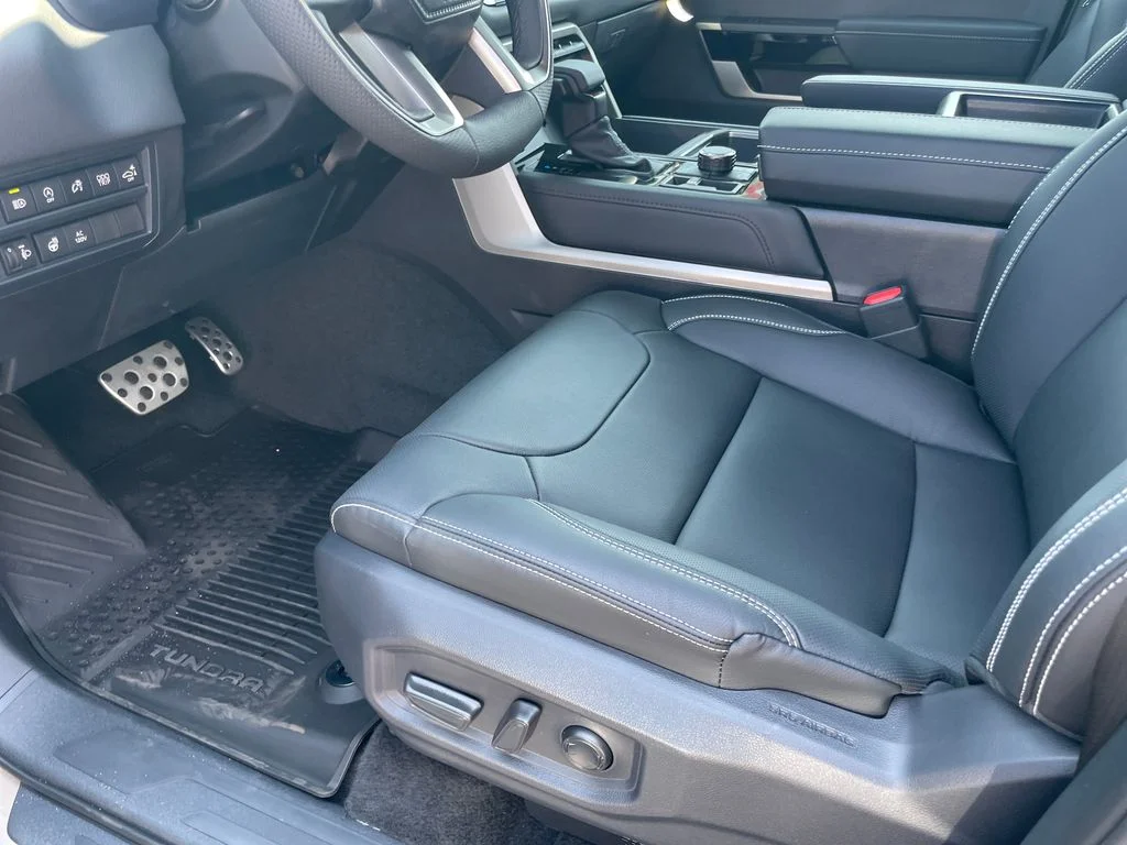 2026 Toyota Tundra Limited - Photo 29