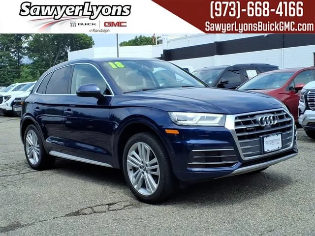 2018 Audi Q5 2.0T quattro S tronic Prestige's photo