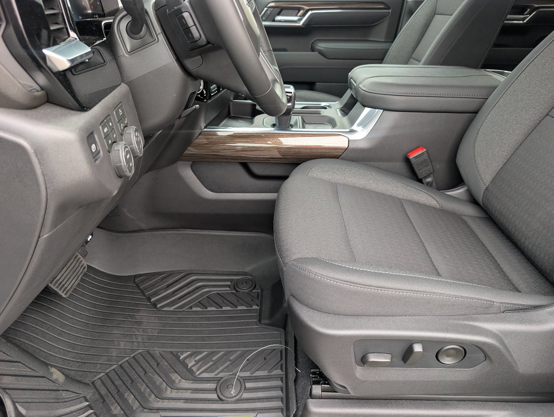 New 2026 Sterling Gray Metallic Chevrolet LT Trail Boss image 17