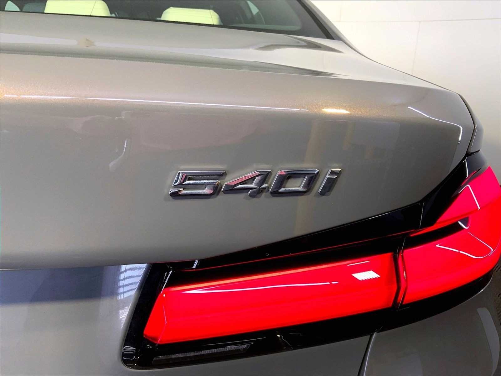 Used 2021 Bernina Grey Amber Effect Metallic BMW 540i xDrive image 35