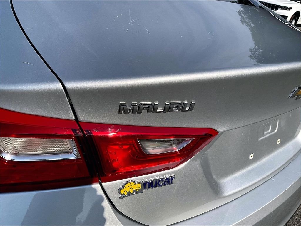 Used 2019 Silver Chevrolet LS image 27