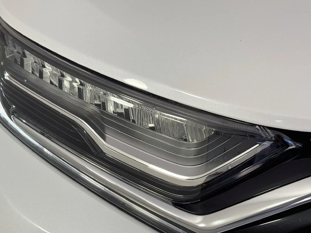 Certified Used 2021 White Honda Touring image 38