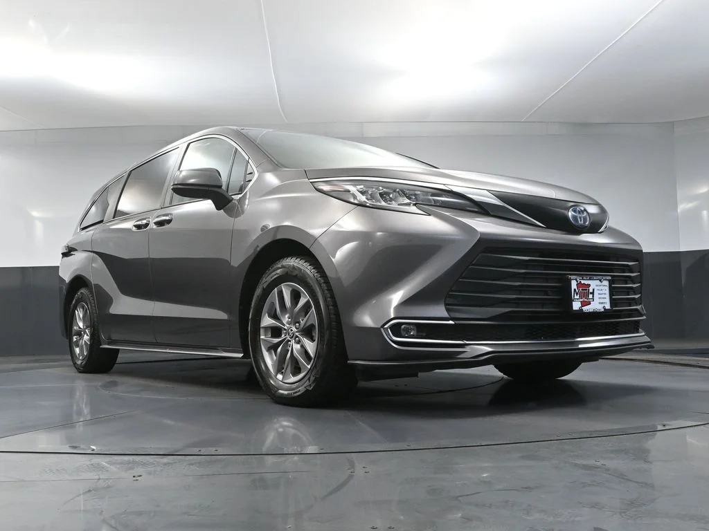 Certified Used 2022 Gray Toyota XLE image 41