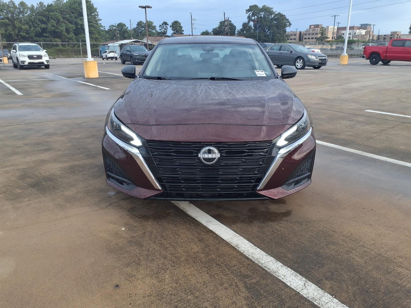 2025 Nissan Altima photo 5 of 25