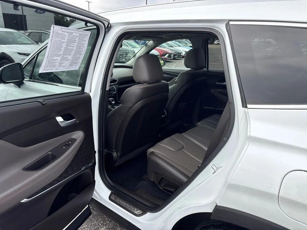 Used 2020 Quartz White Hyundai Limited image 23