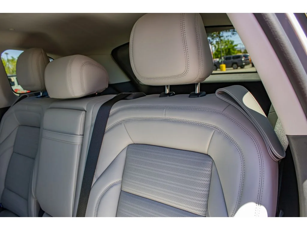 New 2026 Gray Matter Metallic Clearcoat Lincoln Reserve image 18