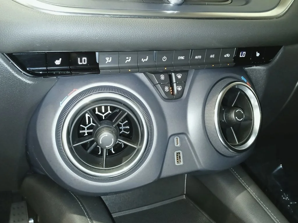 Used 2021 White Chevrolet LT image 20