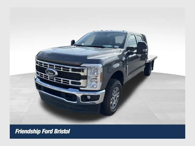 Used 2025 Gray Ford XLT image 1