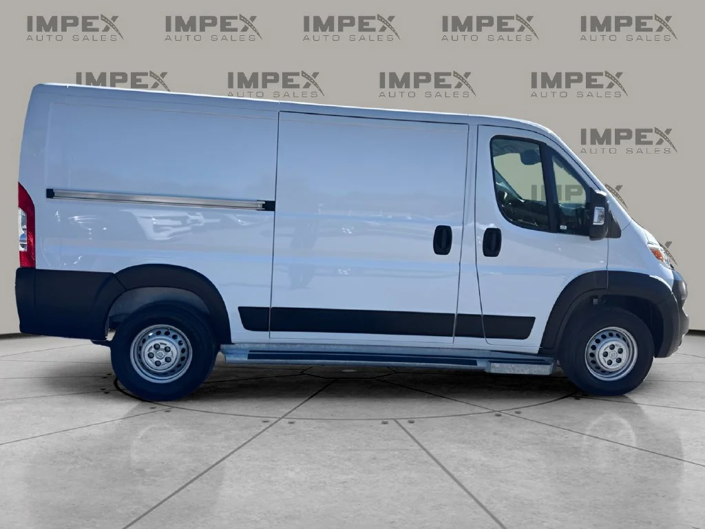 Used 2025 White Ram Base image 6