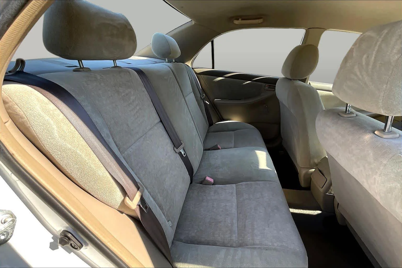 Used 2003 Super White Toyota CE image 19