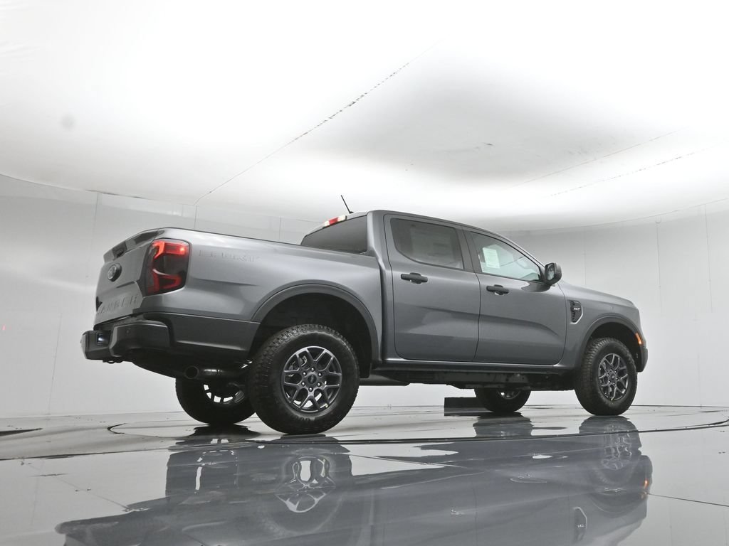 New 2026 Carbonized Gray Metallic Ford XLT image 45