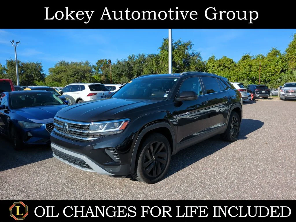 Used 2021  Volkswagen 2.0T SE w/Technology image 1