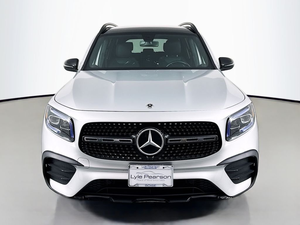 Used 2023 Silver Mercedes-Benz GLB 250 image 6