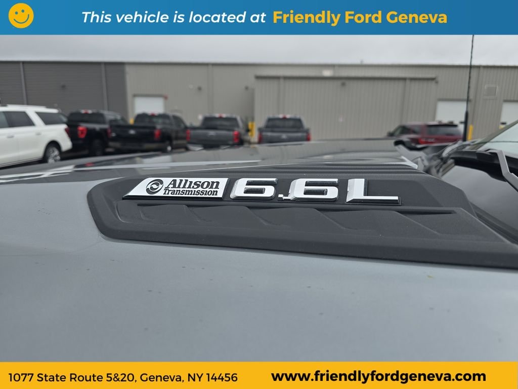 Used 2025 Gray Chevrolet Custom image 10