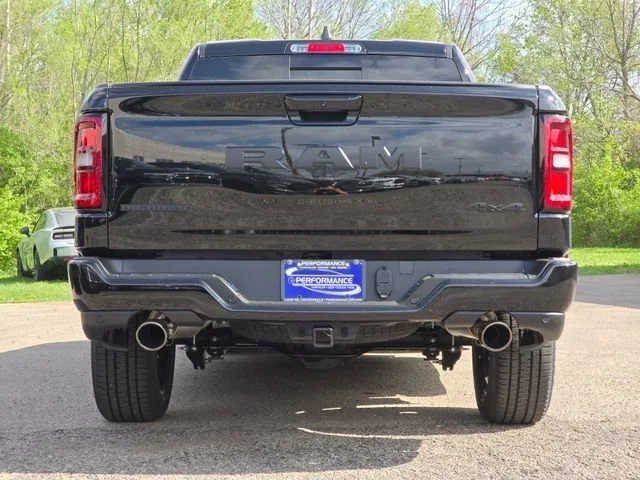 New 2026 Diamond Black Crystal Pearlcoat Ram Big Horn/Lone Star image 35