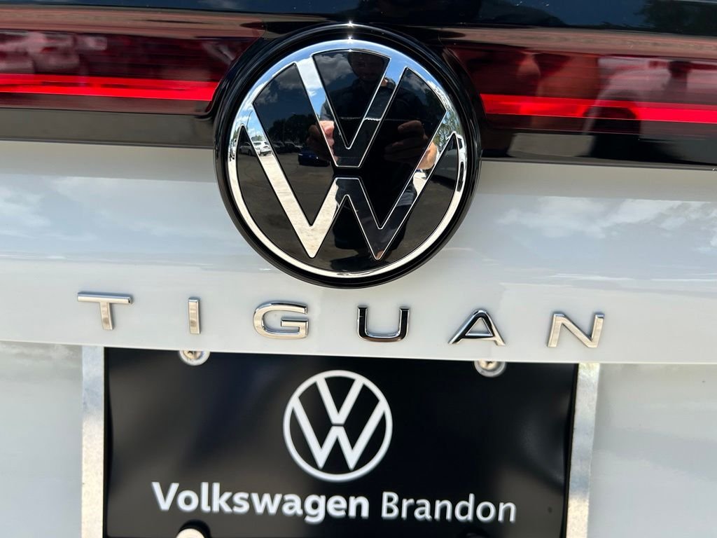 New 2026 White Volkswagen 2.0T SE image 41