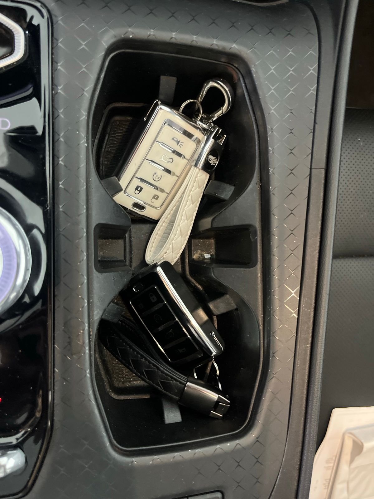 Used 2025 White Jeep Limited image 27