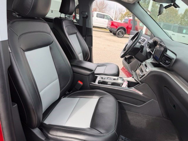 Certified Used 2022 Red Metallic Ford XLT image 45
