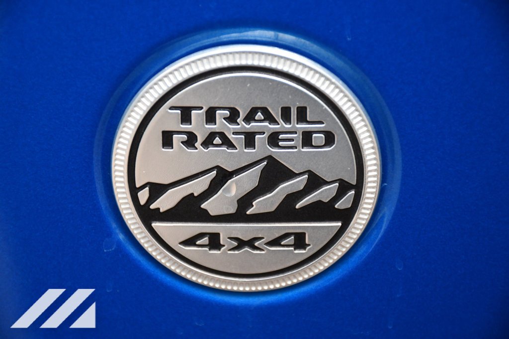 Used 2021 Blue Jeep Overland image 34