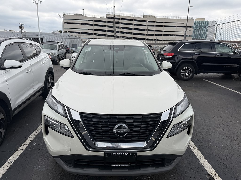 Used 2023 Pearl White TriCoat Nissan SV image 76