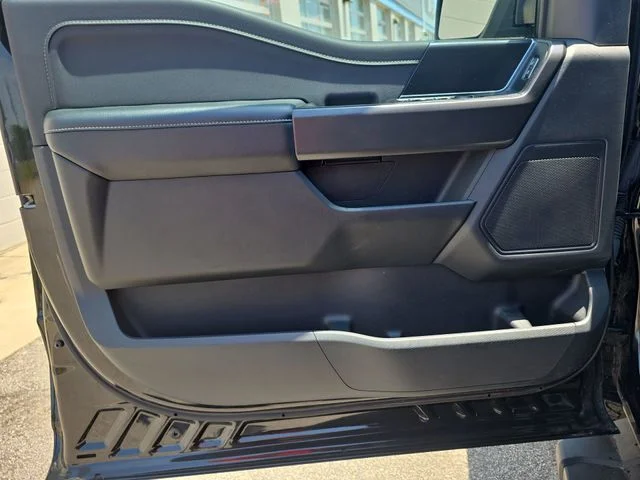 Used 2024 Black Ford XLT image 28