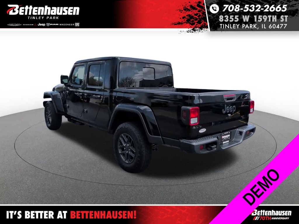 New 2026 Black Clear-Coat Exterior Paint Jeep Sport S image 12