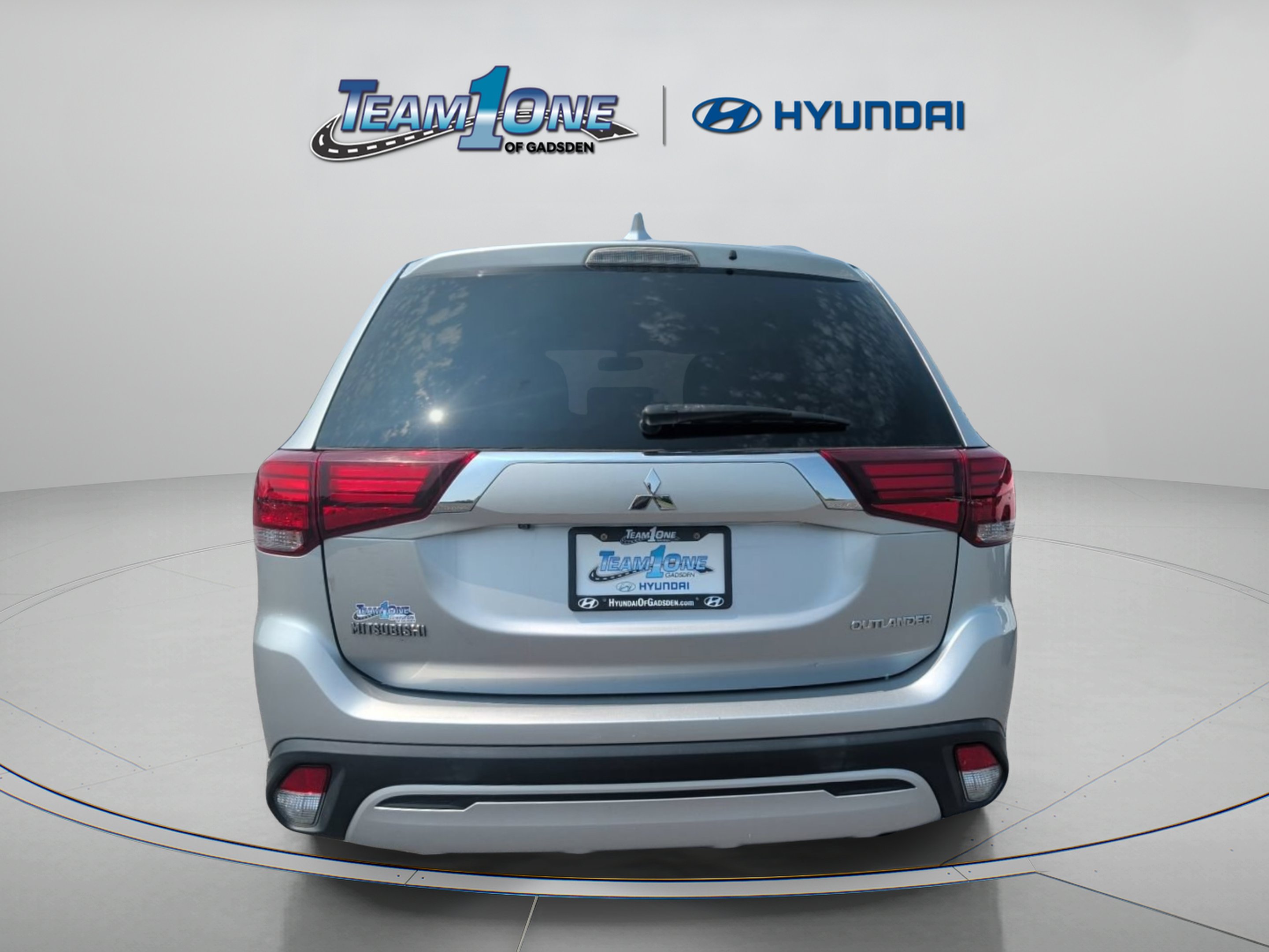 Used 2019 Silver Mitsubishi ES image 7