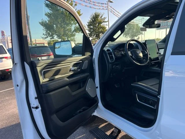 New 2026 Bright White Clear-Coat Exterior Paint RAM Laramie image 4