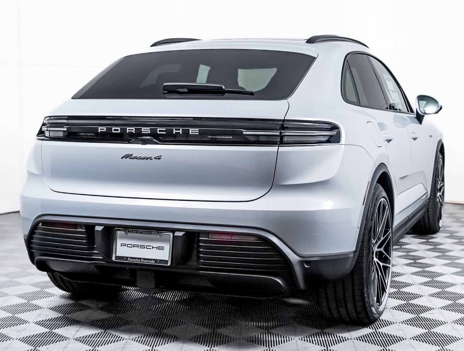 New 2026 ICE GREY Porsche Electric 4 image 10