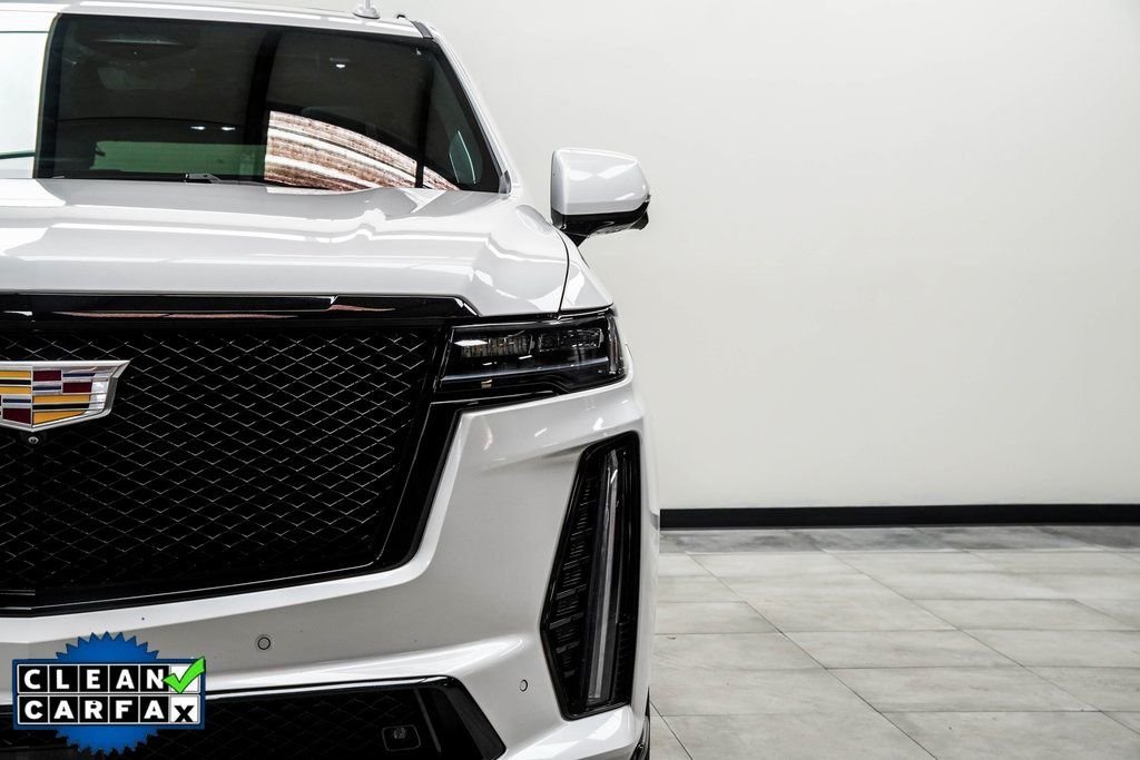 Used 2023 White Cadillac V-Series image 7