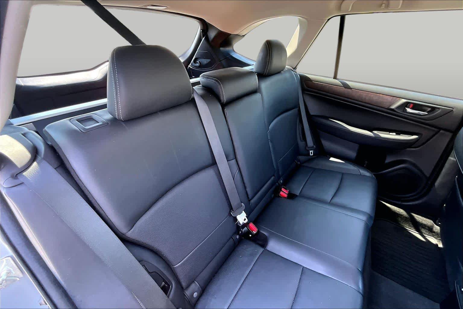 Used 2015 Ice Silver Metallic Subaru 2.5i Limited image 20