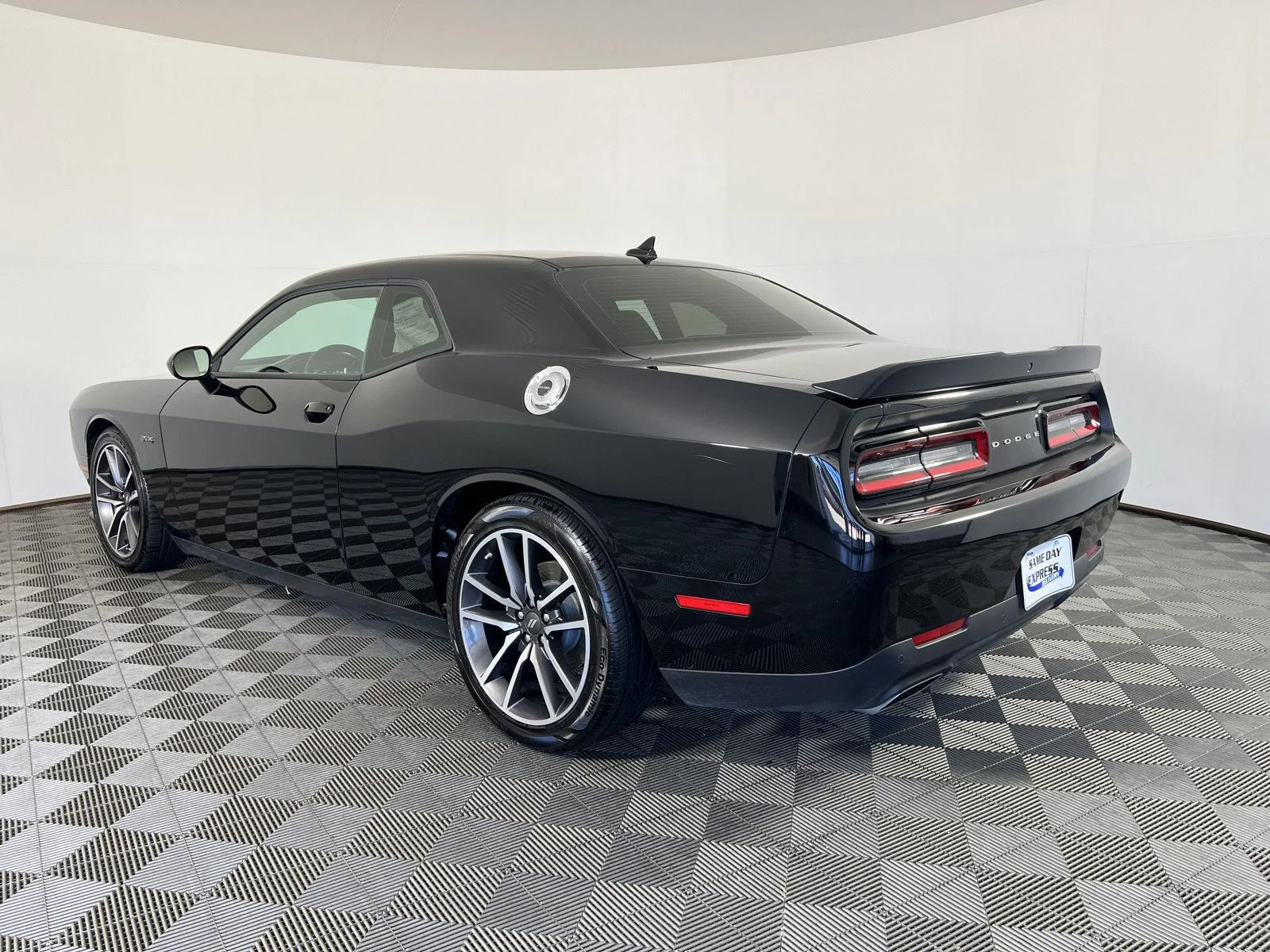 Used 2023 Pitch Black Clearcoat Dodge R/T image 26