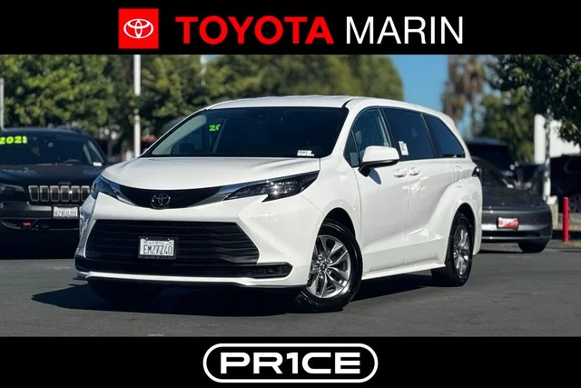2026 Toyota Sienna 2026 Toyota Sienna LE 4D Passenger Van