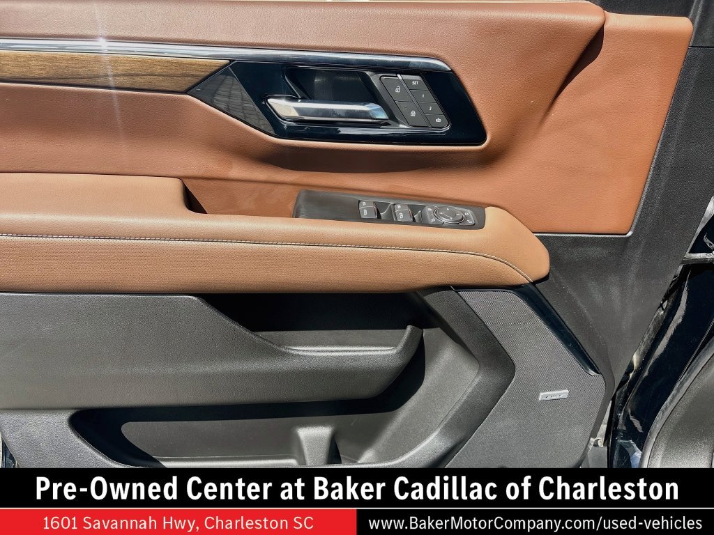 Used 2025 Black Chevrolet High Country image 18