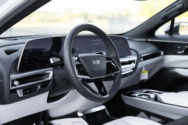New 2025 Crystal White Tricoat Cadillac Luxury 1 image 12