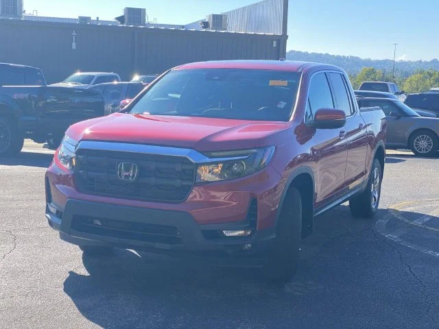 Certified Used 2025 Radiant Red Metallic II Honda RTL image 37