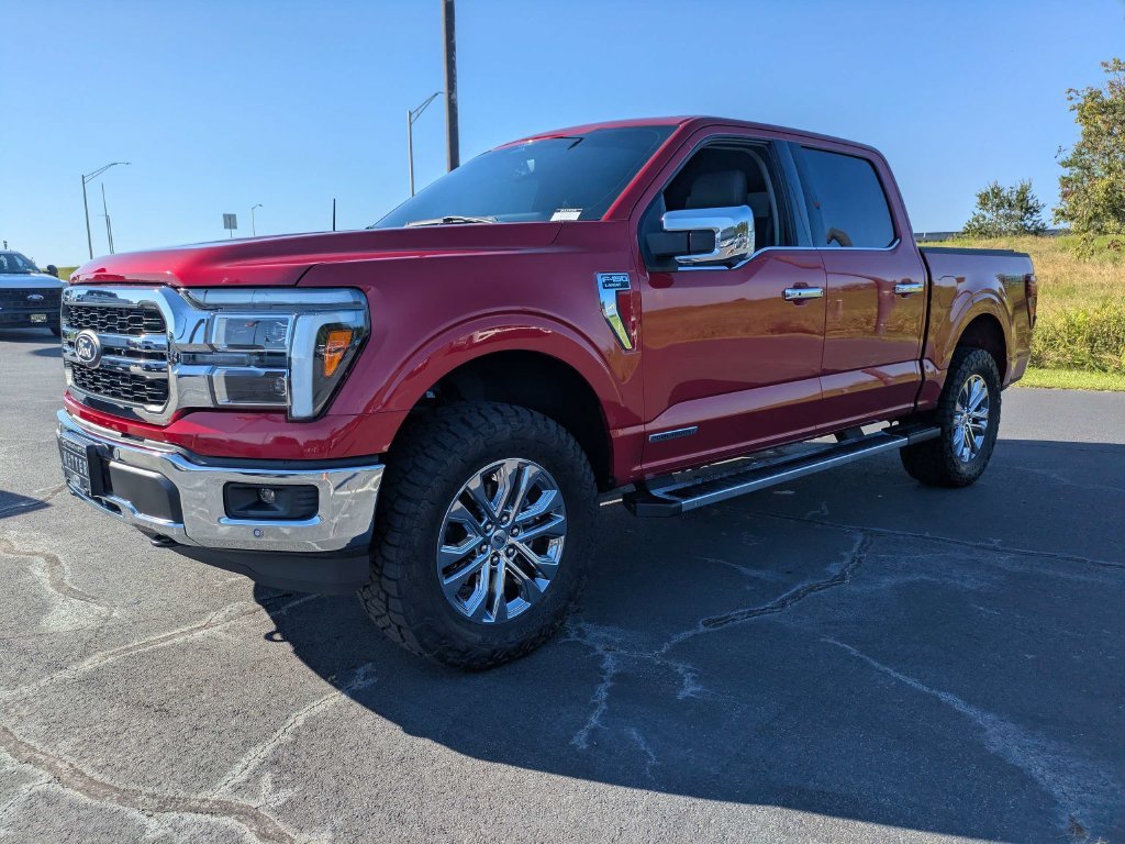 Used 2025 Red Ford Lariat image 8