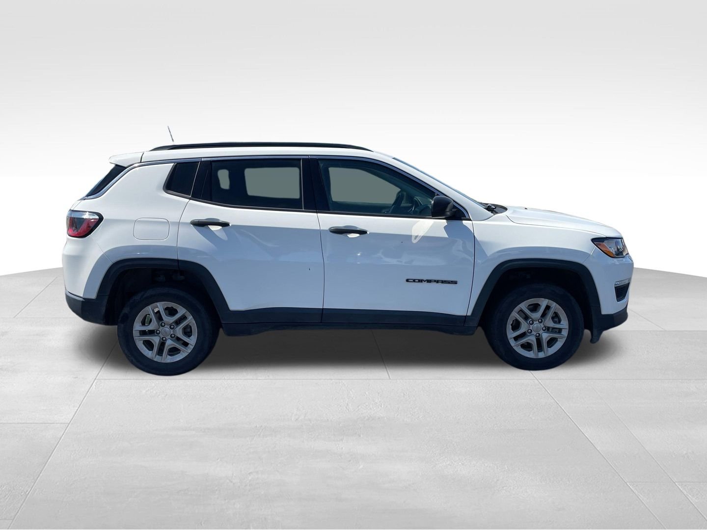 Used 2019 Jeep Compass Sport with VIN 3C4NJDAB8KT595020 for sale in Union Gap, WA
