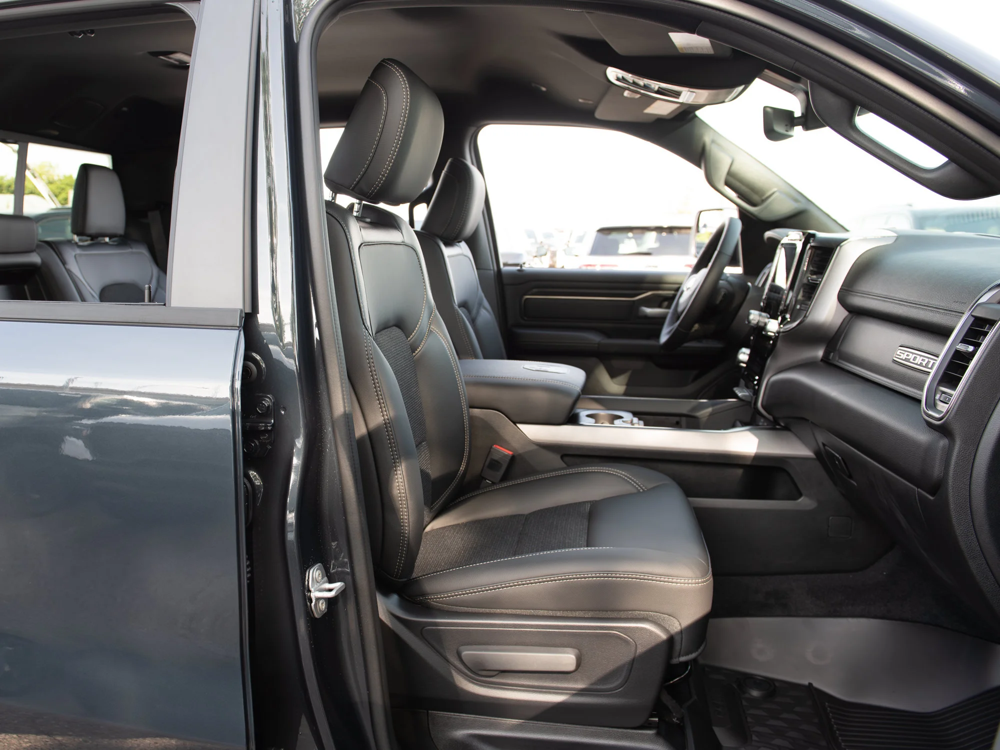 New 2026 Blue RAM Sport* Crew Cab 4x4, 3.92 Rear Axle, 22 Inch Wheels, Heated Seats/Wheel image 27