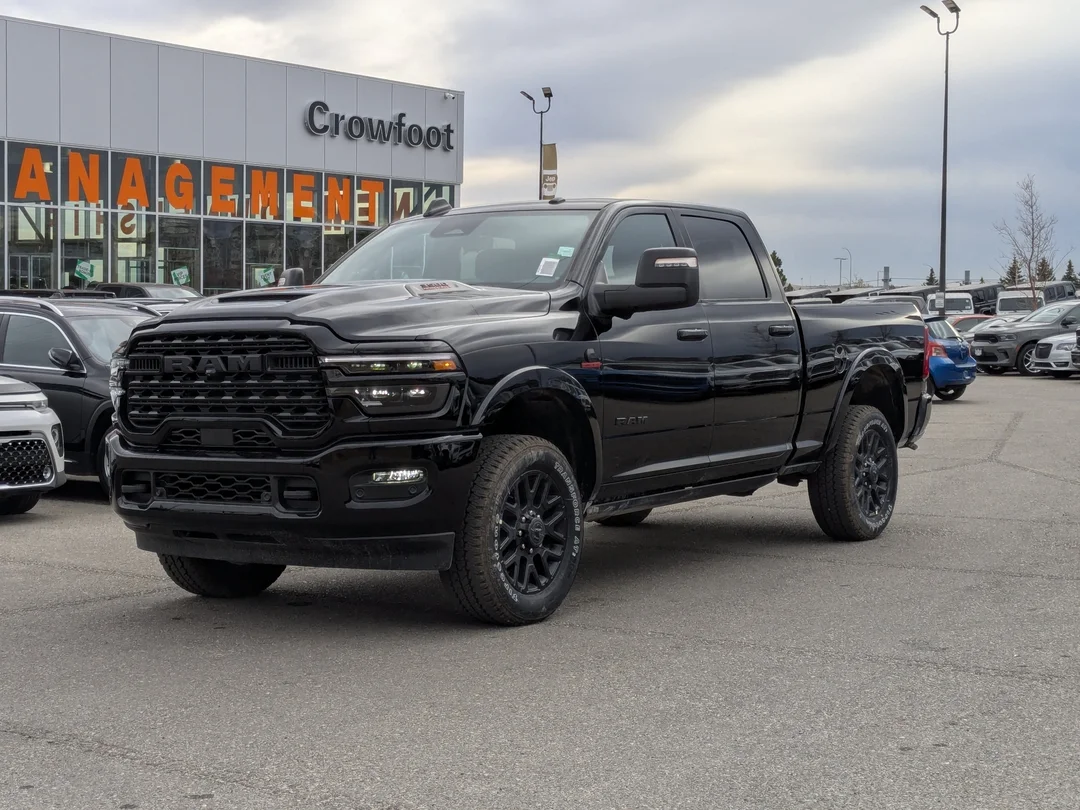 New 2026 Black RAM Limited - - 5th Wheel/Gooseneck Prep - 360 Cameras - Sunroof & More! image 4