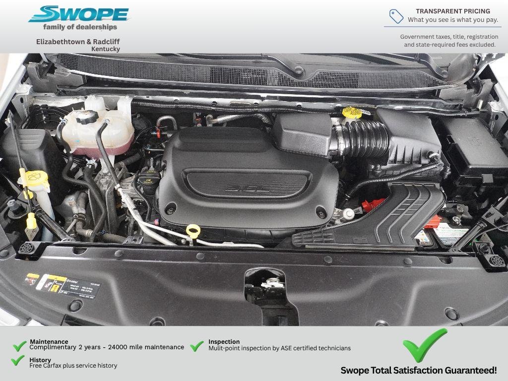 Used 2024 Silver Mist Clearcoat Chrysler Touring L image 27