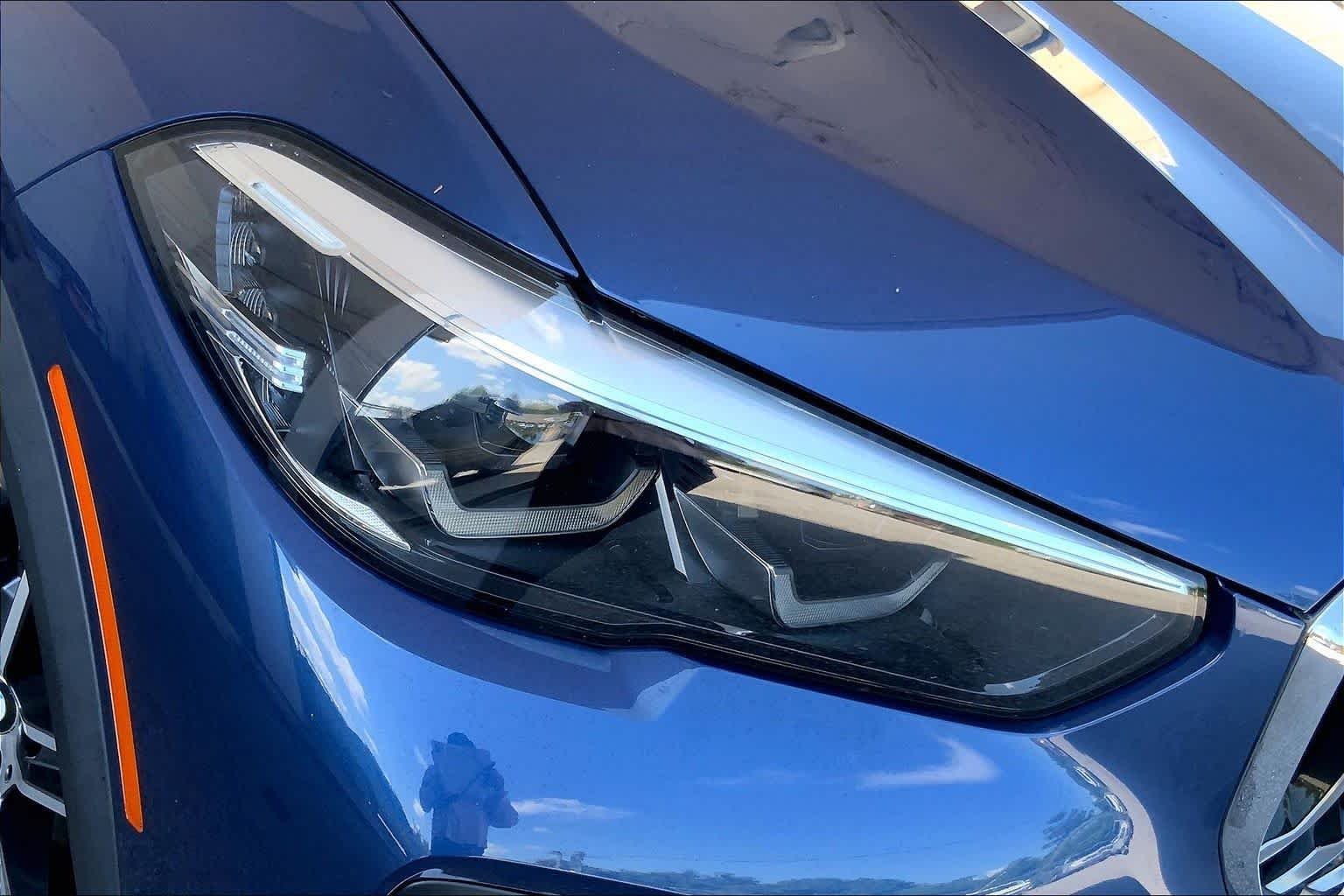 Used 2020 Phytonic Blue Metallic BMW xDrive40i image 27