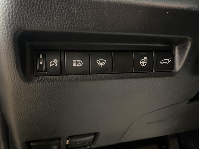 2020 Toyota RAV4 XLE - Photo 24